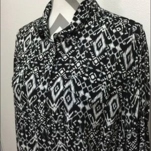 Bit and Bridle Black and White Patterned Tunic Top
